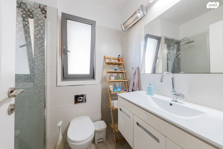 דירה, מתחם 1200, הוד השרון