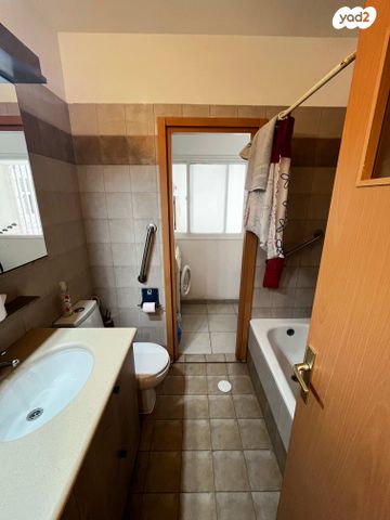 דירה, משה דיין 2, נווה סביון, אור יהודה