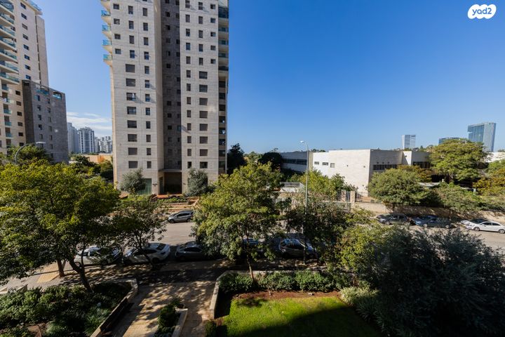 דירה, מתחם 1200, הוד השרון