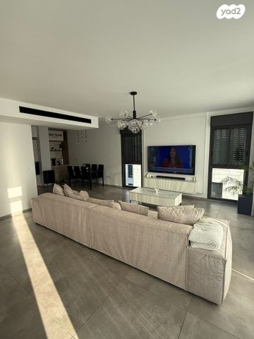 גג/ פנטהאוז, נוי 6, מת"מ, נאות פרס, חיפה