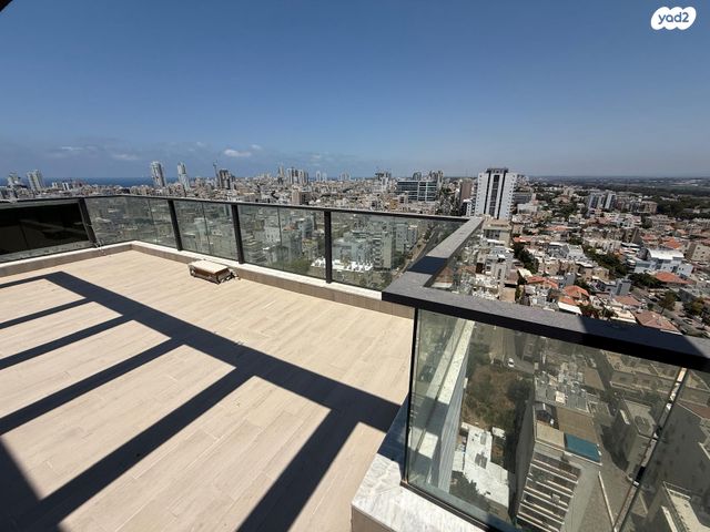 גג/ פנטהאוז, פתח תקווה 45, נתניה