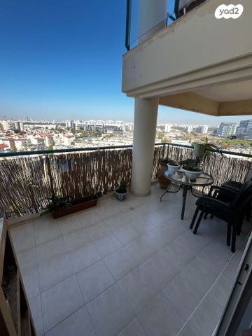 דירה, משה דיין 2, נווה סביון, אור יהודה