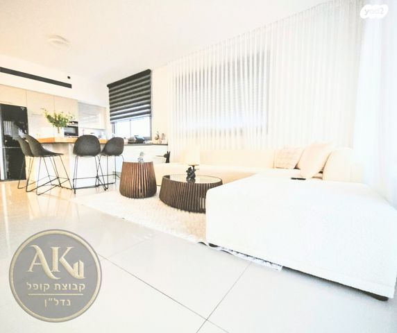 גג/ פנטהאוז, צמרות המושבה, באר יעקב