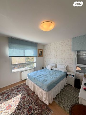 דו משפחתי, לבונה, הר כתרון, צור הדסה