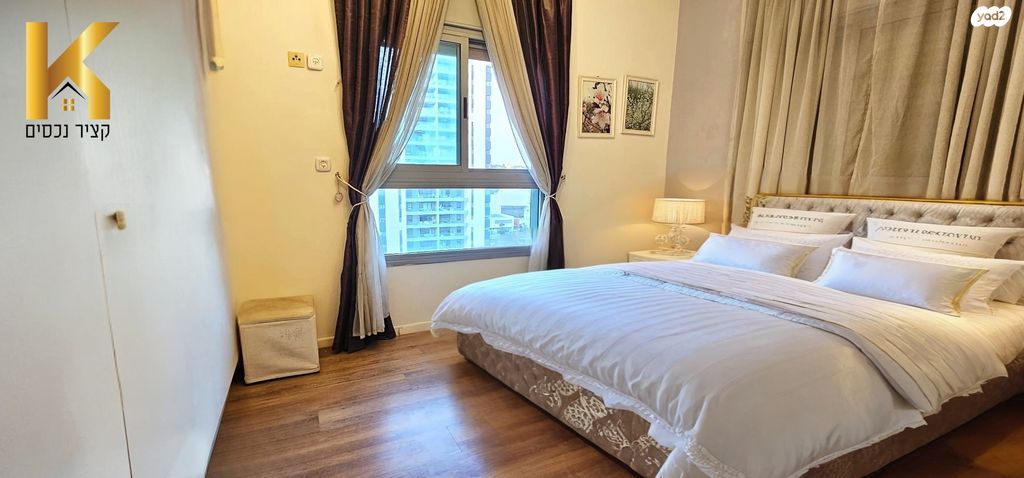 גג/ פנטהאוז, סתיו, מגדיאל, הוד השרון