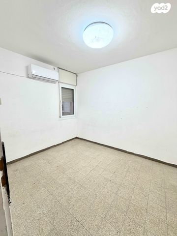 דירה, בן עמי, גבעת הרקפות, גבעת תל חי, קרית אתא