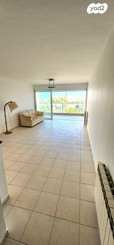 דירה, יחיאל דב דרזנר, רמת אביב ג', תל אביב יפו