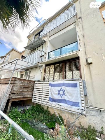 גבעת הרקפות, גבעת תל חי