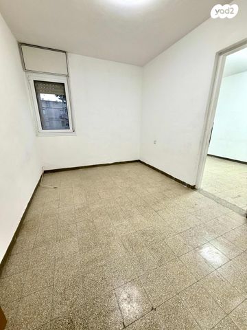 דירה, בן עמי, גבעת הרקפות, גבעת תל חי, קרית אתא