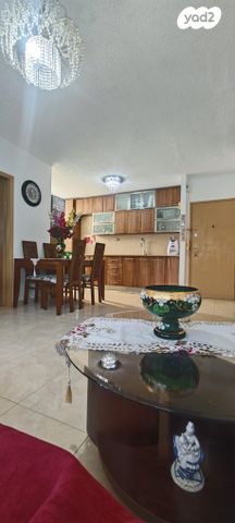 מדרחוב הנביאים 1