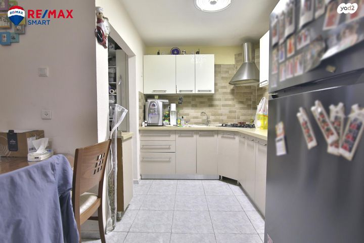 דירה, גיורא 15, צור שלום, קרית ביאליק