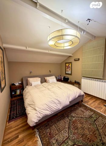 דו משפחתי, לבונה, הר כתרון, צור הדסה