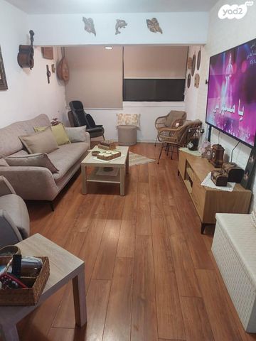 דירה, יחיעם 10, הזיתים, חדרה