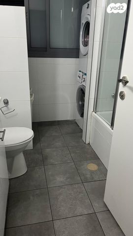 דירה, נווה יהושע 44, נווה יהושע, ערמונים, רמת גן