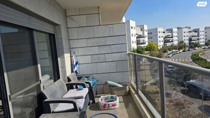 דירה, אלברט איינשטיין, פסגות אפק, ראש העין