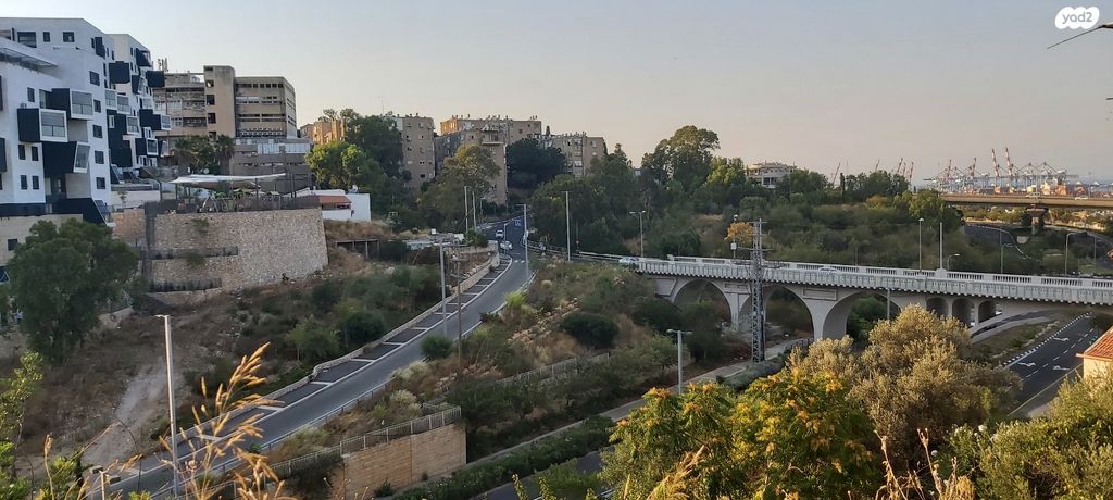 דירת גן, אל כניסה, חיפה