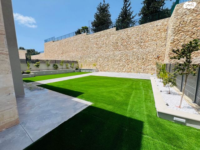 דירת גן, נוף האגם, מעלות תרשיחא