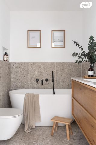 דירה, הרב אוורבוך, הדר, רמת השרון