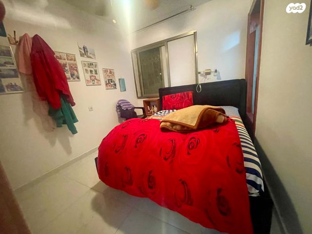 דירה, סמטת הצפורנים 2, רמת יוסף, בת ים