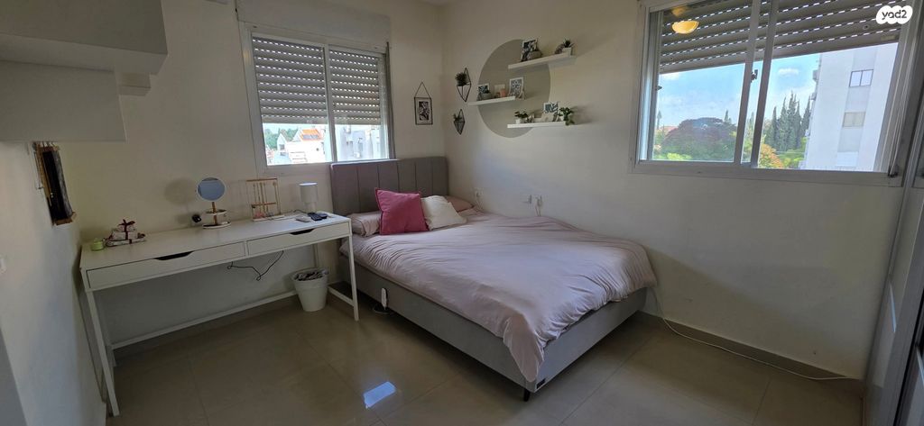 דירה, האשל, דובדבן הכפר, כפר סבא