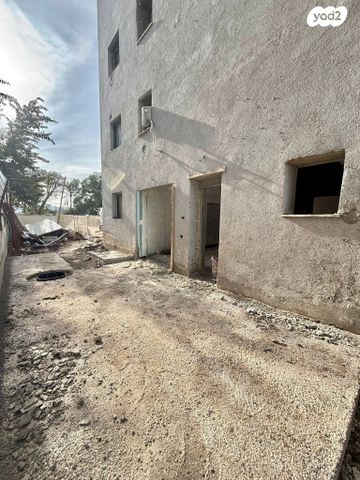 דירת גן, קמינסקה 8, קרית שלום, תל אביב יפו