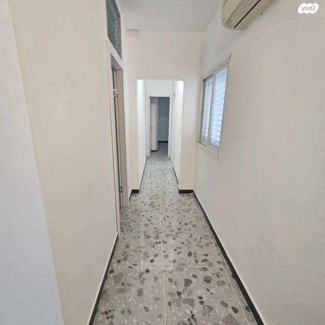 דירת גן, עולי הגרדום, רמת עמידר, רמת גן