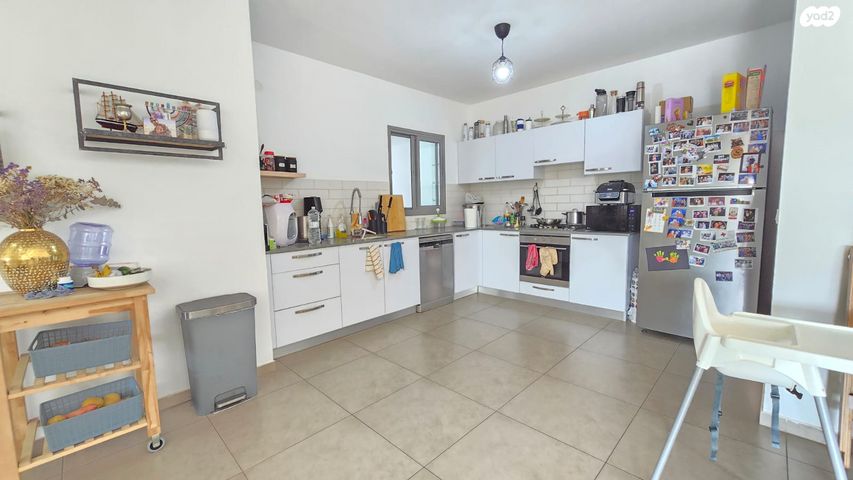 דירה, אלברט איינשטיין, פסגות אפק, ראש העין