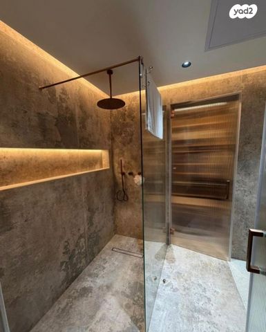 גג/ פנטהאוז, גאולה כהן, נאות פרס, רמלה