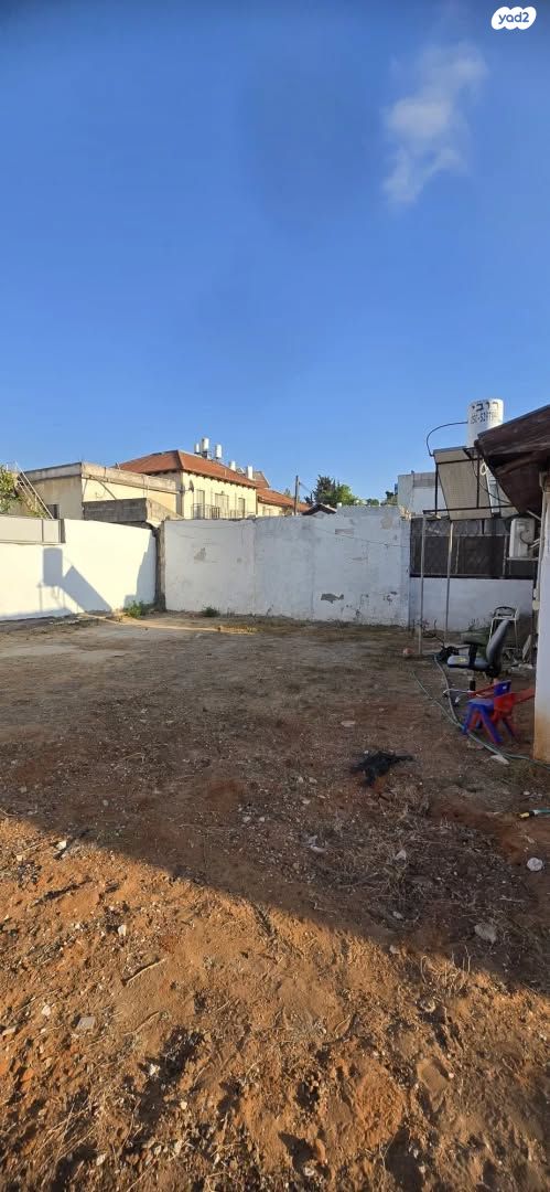 מגרשים, ירמיהו, נאות יהודית ונווה ארזים, חולון