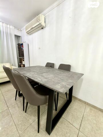 דירה, סוקולוב 27, מרכז העיר, קרית אתא