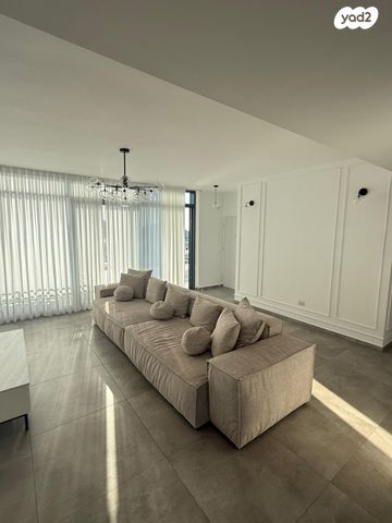 גג/ פנטהאוז, נוי 6, מת"מ, נאות פרס, חיפה