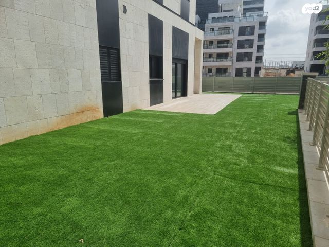 דירת גן, אור ים, אור עקיבא