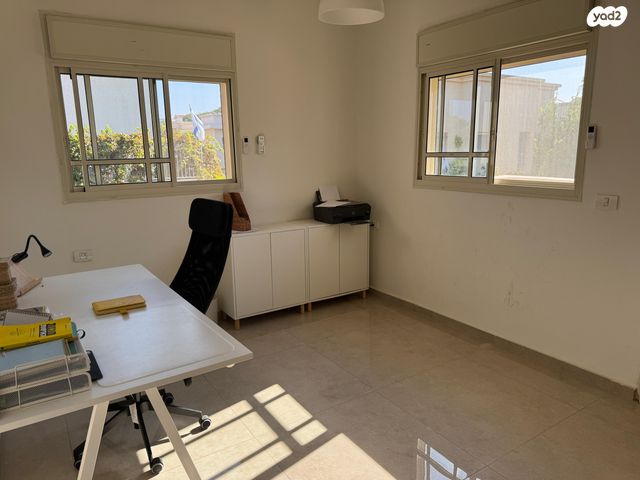 דו משפחתי, קדימה, גבעת אולגה, חדרה