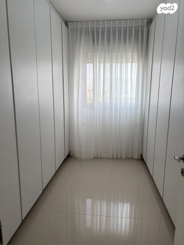 דירה, שקמים ואגמים, אשקלון