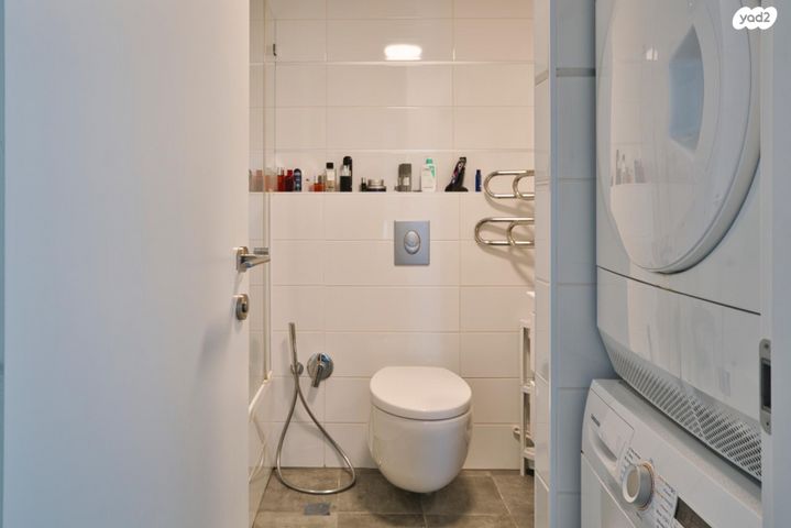 דירה, דרך מנחם בגין 144, מונטיפיורי, הרכבת, תל אביב יפו