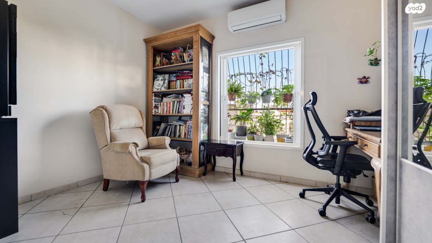 דירה, שקדיה, שכונת גפן, רמת גן