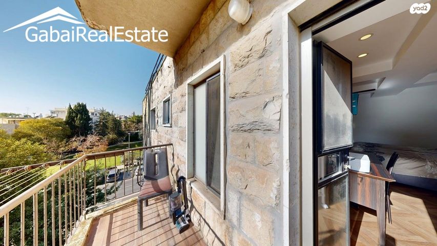 דירה, אלעזר המודעי, המושבה היוונית, ירושלים