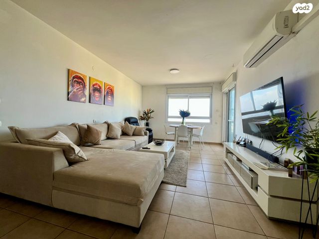 דירה, גולן 46, גבעת טל, אלפי מנשה