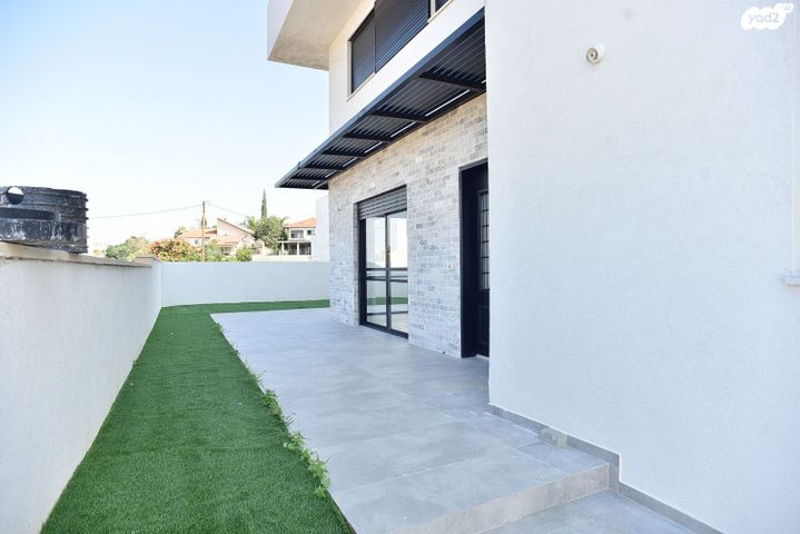 גדרה הצעירה