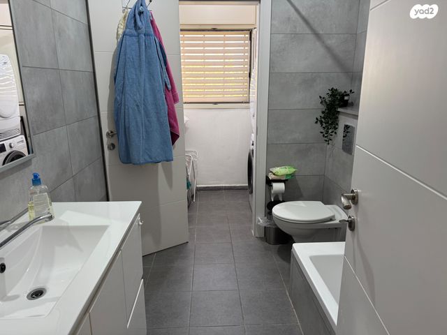 דו משפחתי, קדימה, גבעת אולגה, חדרה