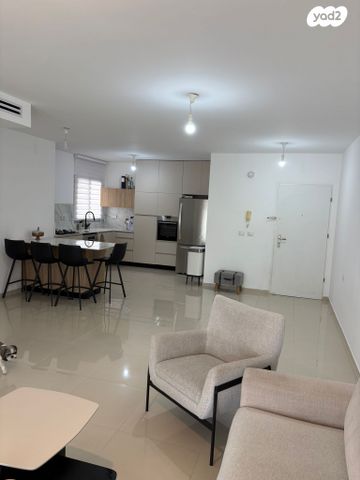 שקמים ואגמים