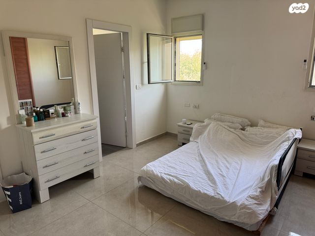 דו משפחתי, קדימה, גבעת אולגה, חדרה