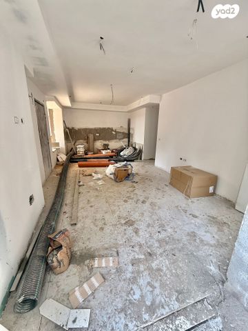 דירת גן, קמינסקה 8, קרית שלום, תל אביב יפו