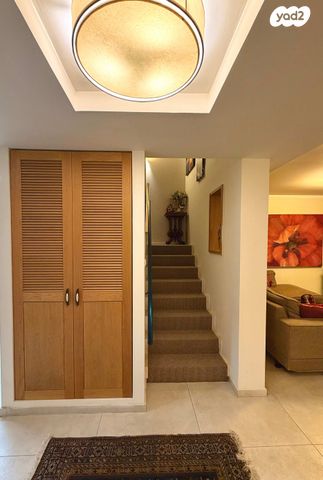 דו משפחתי, לבונה, הר כתרון, צור הדסה