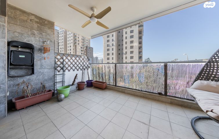 דירה, מתחם 1200, הוד השרון