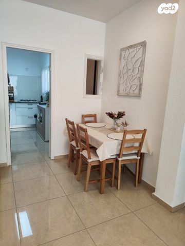 דירה, הפועל 6, לב העיר, בת ים