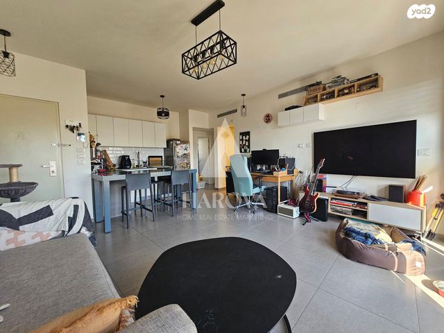 דירה, אברהם אבן שושן, צפון יפו, המושבה האמריקאית-גרמנית, תל אביב יפו