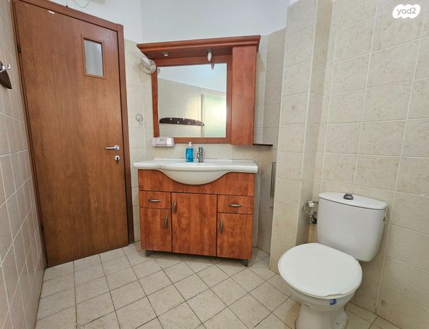 דירת גן, שבזי, יהוד מונוסון