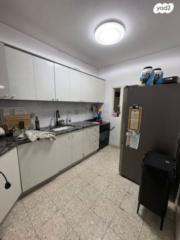 דירה, אבן עזרא, נאות רחל, חולון