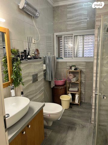 בית פרטי/ קוטג', שוהם 38, מעלות תרשיחא